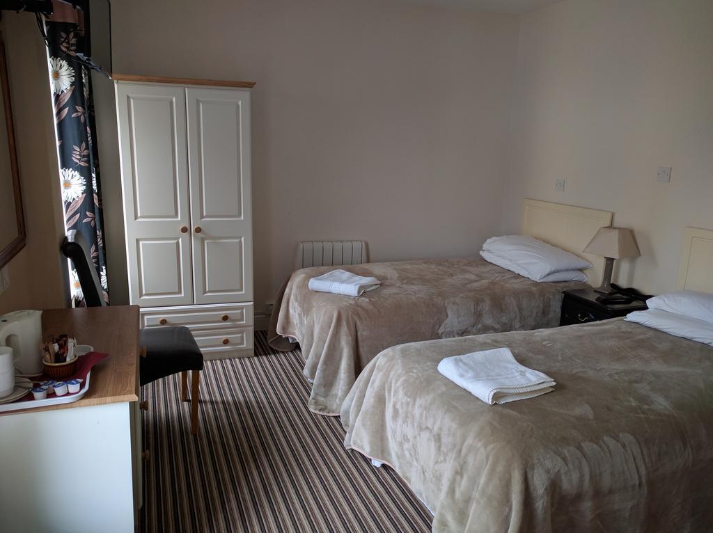 Galway Arms Inn ภายนอก รูปภาพ